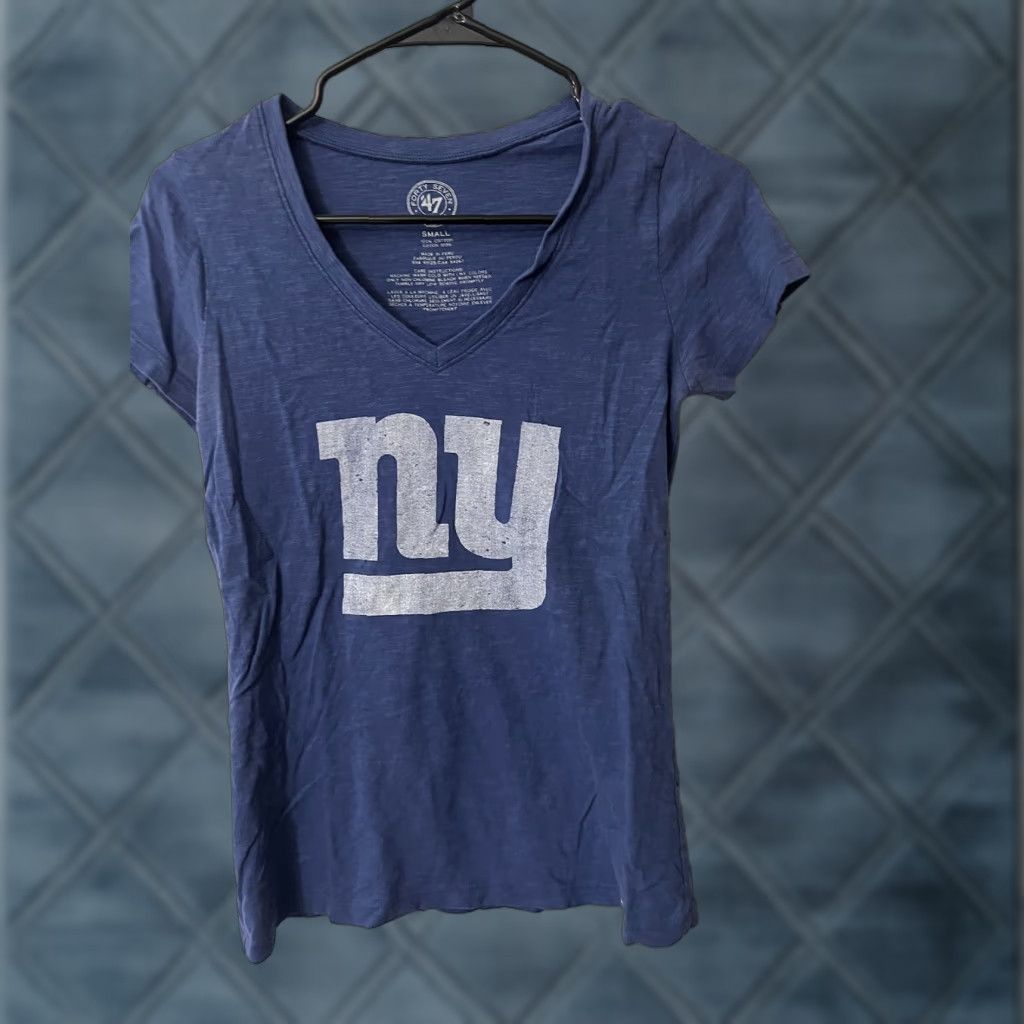 J Brand 47 Brand New York Giants Women's T-Shirt Sz Small Blue V-Neck Short Sleeve Sports Logo Size S / US 4 / IT 40 - 1 Thumbnail