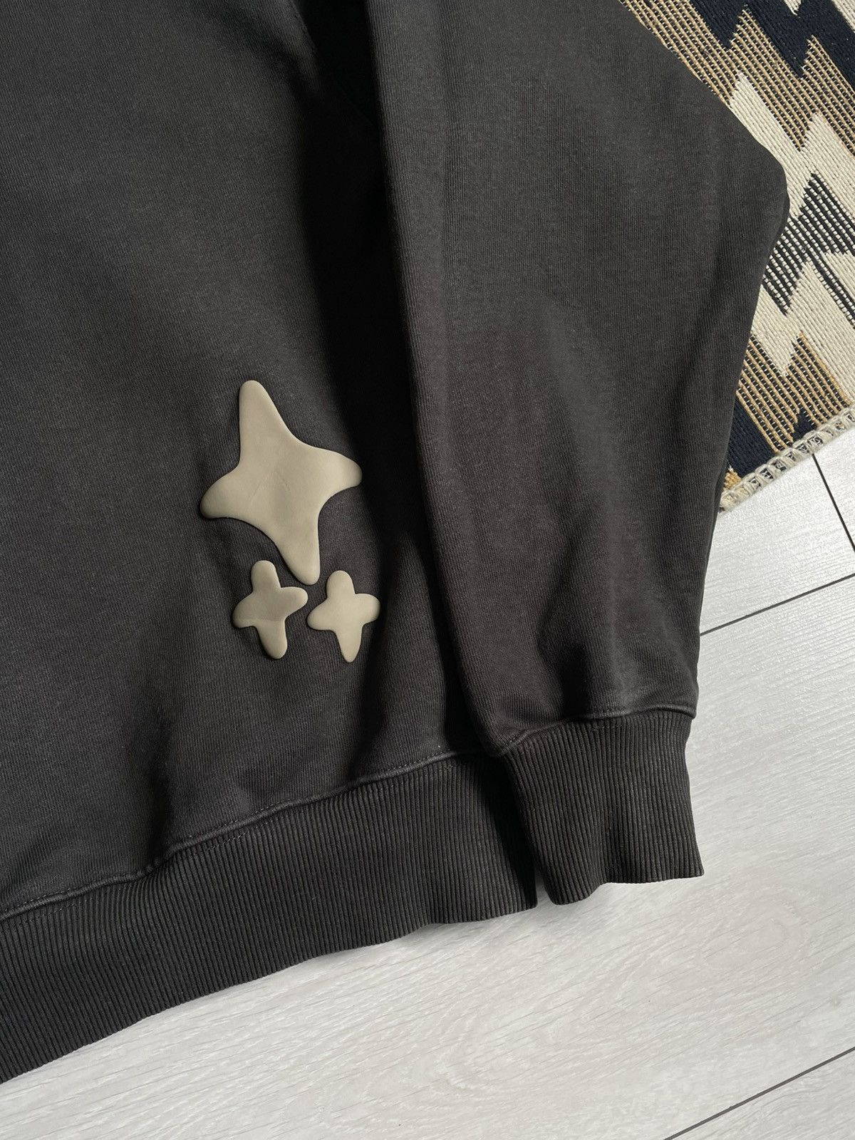 Other Broken Planet “far side in the moon” Hoodie Size US M / EU 48-50 / 2 - 11 Thumbnail