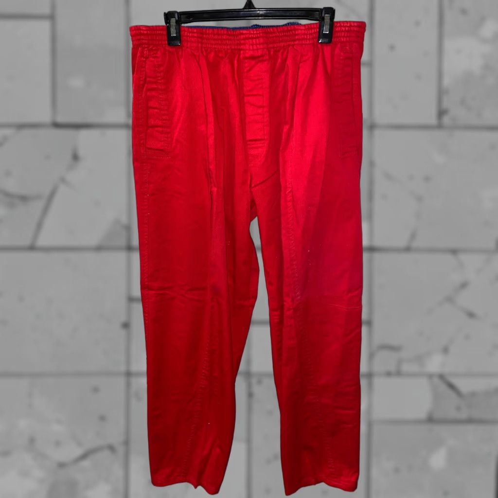 Vintage VINTAGE Generra Casual Pants Mens 34x31 Red Cotton Flat Front Size US 34 / EU 50 - 1 Thumbnail