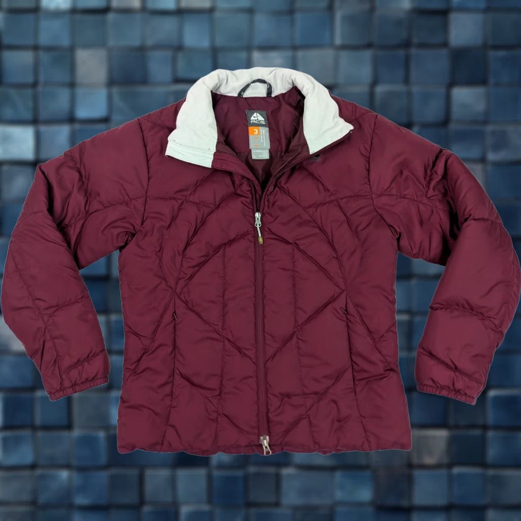 Nike Nike ACG Puffer Jacket Women L Wine Maroon Zip Outer Layer Size L / US 10 / IT 46 - 1 Thumbnail