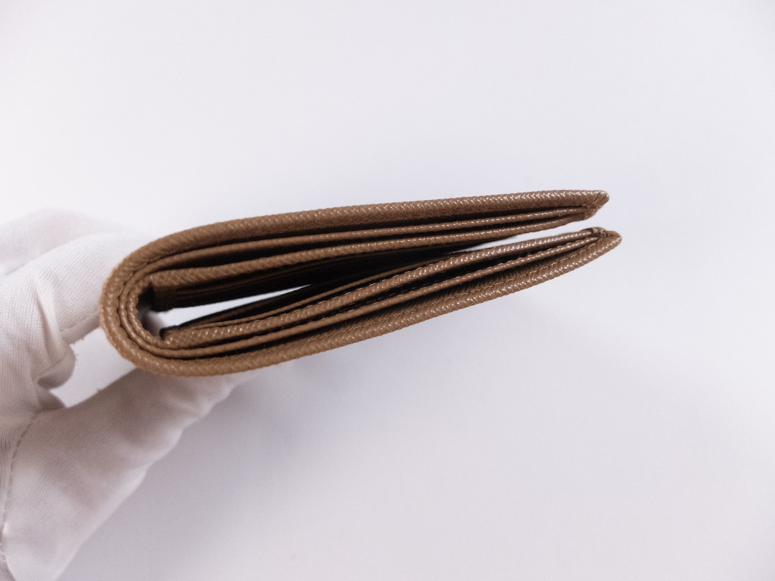 Prada PRADA brown triangle logo Saffiano leather bifold wallet Size ONE SIZE - 4 Thumbnail