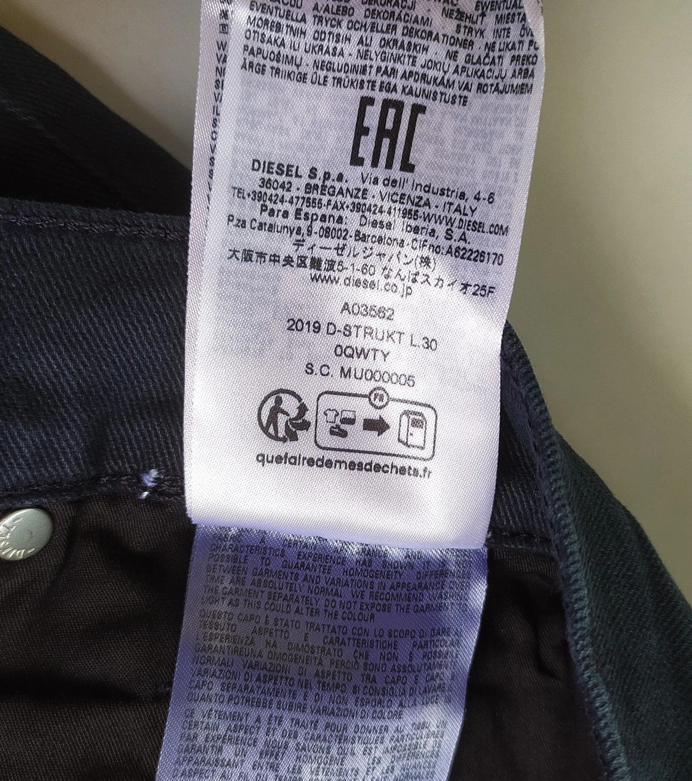 Diesel Diesel 2019 D-STRUKT L.30 MENS JEANS SLTP/9706 Size US 28 / EU 44 - 9 Thumbnail