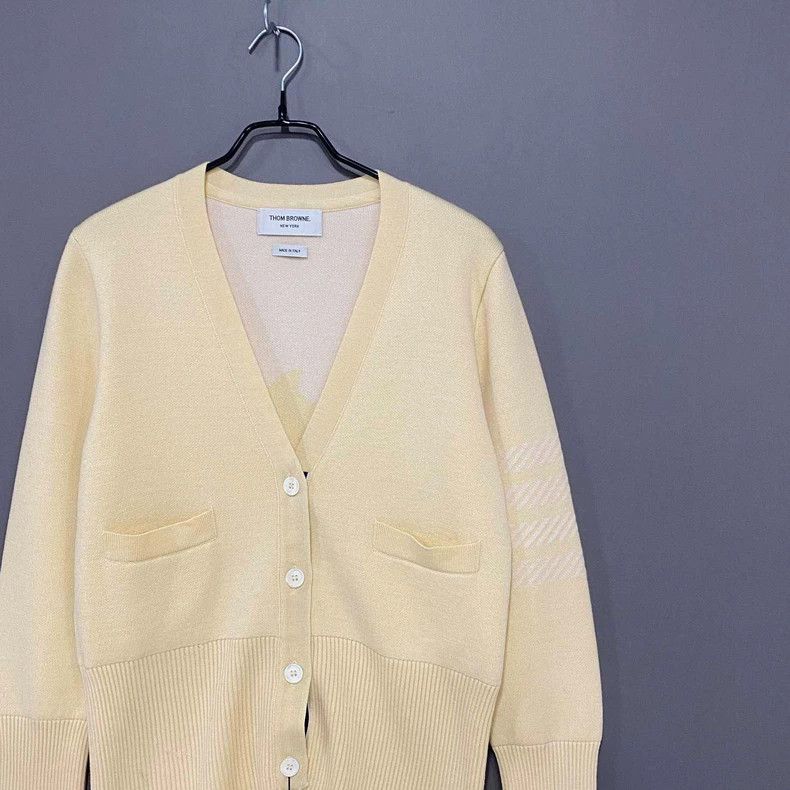 Thom Browne Thom Browne Light yellow dolphin four-bar cardigan jacket 2 Size S / US 4 / IT 40 - 2 Thumbnail