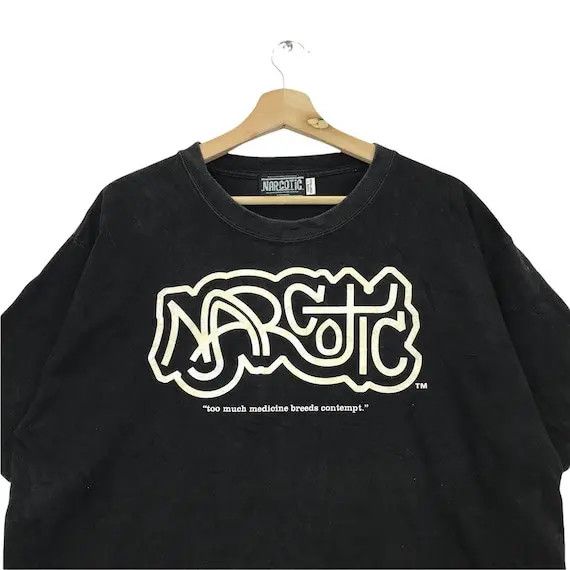 Narcotic GDC Vtg NARCOTIC JAPAN STREETWEAR Stock Logo Tee Shirt Harajuku Size US L / EU 52-54 / 3 - 3 Thumbnail