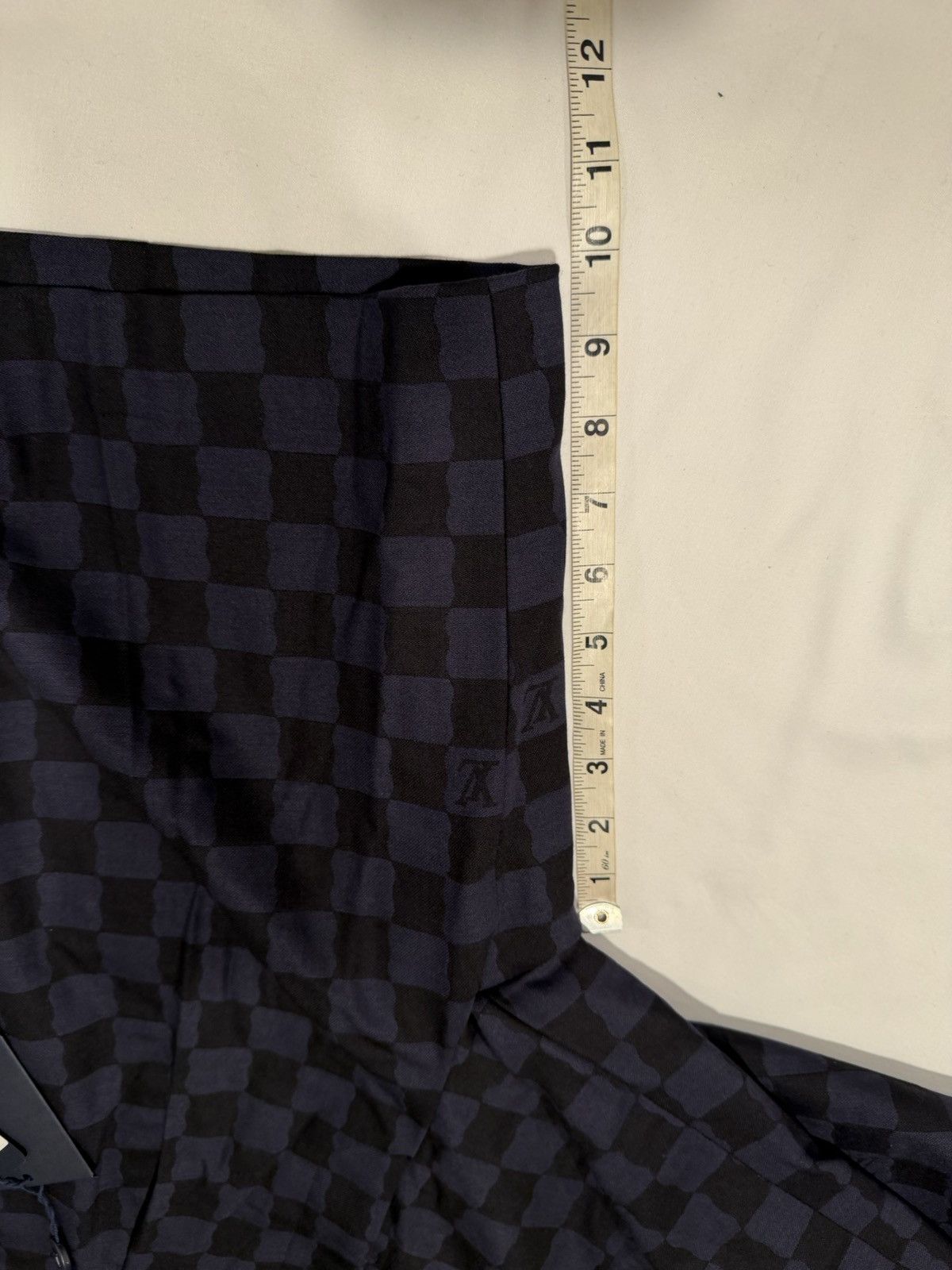 Louis Vuitton Louis vuitton mens shorts 48/32. $1490 Size US 32 / EU 48 - 6 Thumbnail