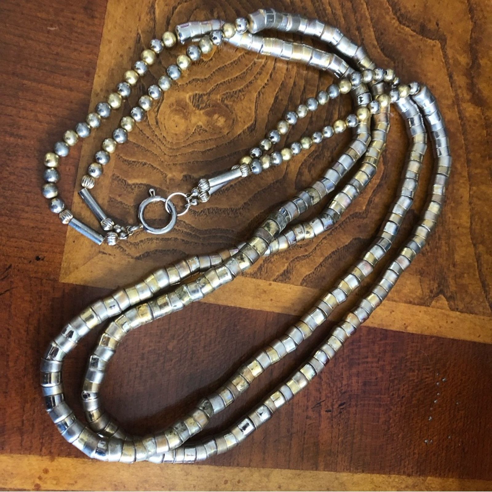 Vintage Vintage double strand tri tone metal cap necklace Size ONE SIZE - 8 Thumbnail