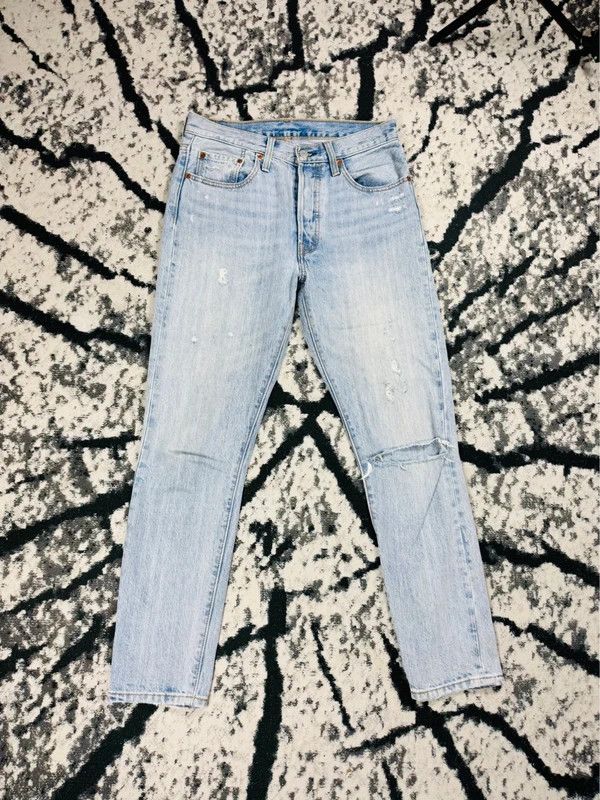 Levi's Levis 501 jeans 27 28 baby blue Size US 27 - 2 Thumbnail