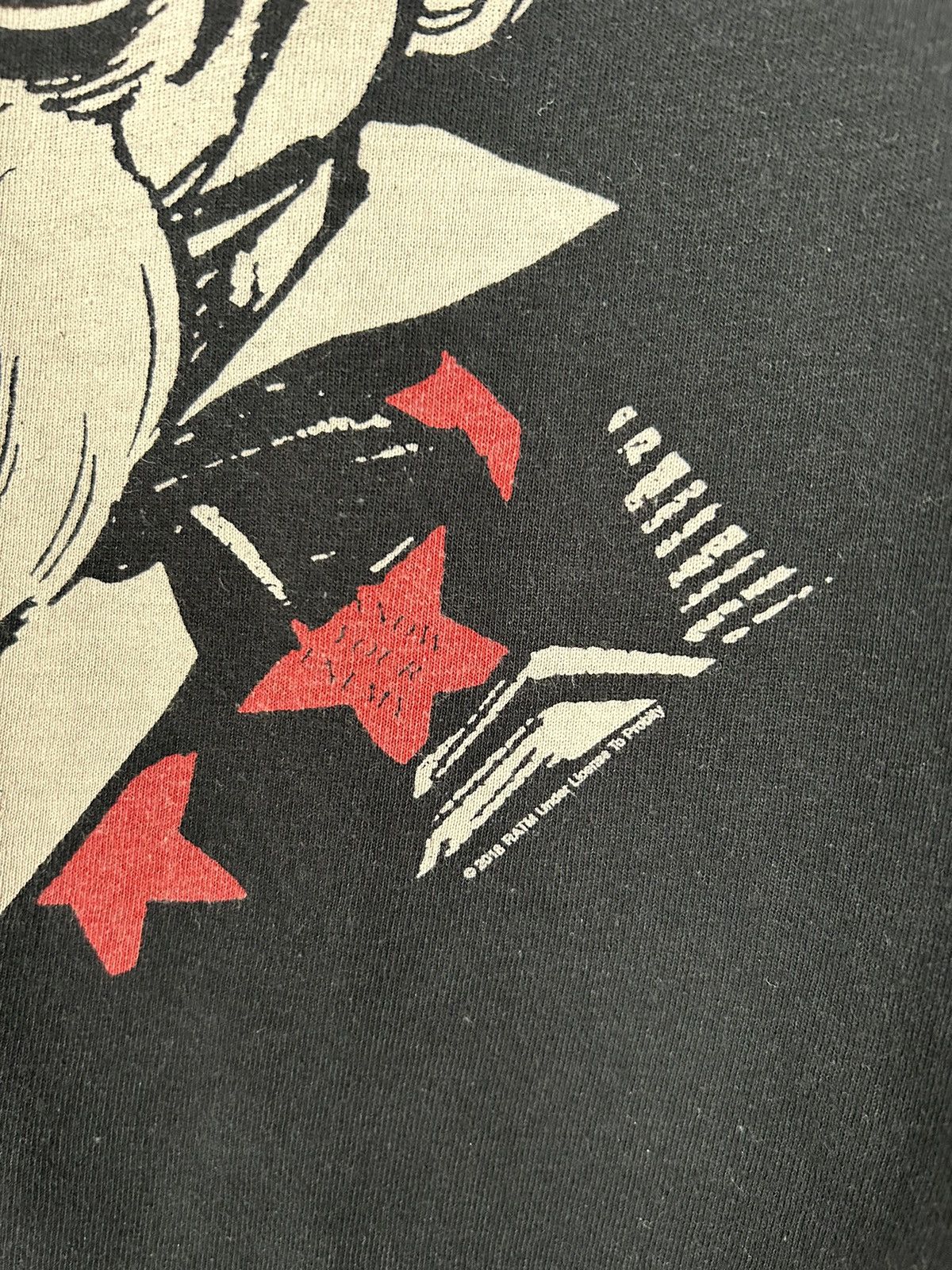Band Tees Rage Against The Machine Land Of The Free? Tour Graphic Tee Size US S / EU 44-46 / 1 - 4 Thumbnail