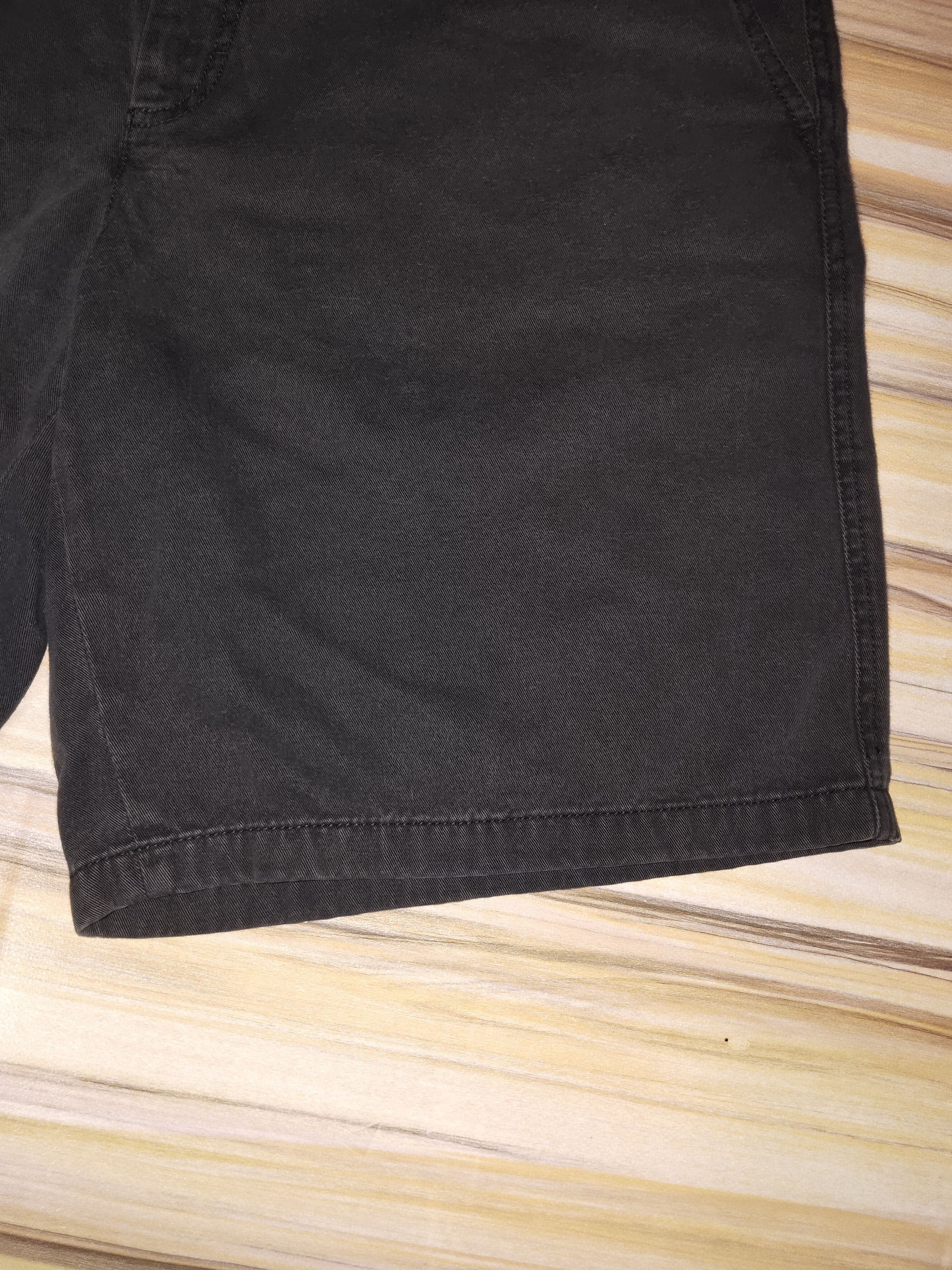 Prada PRADA Black Short Size US 37 - 2 Thumbnail