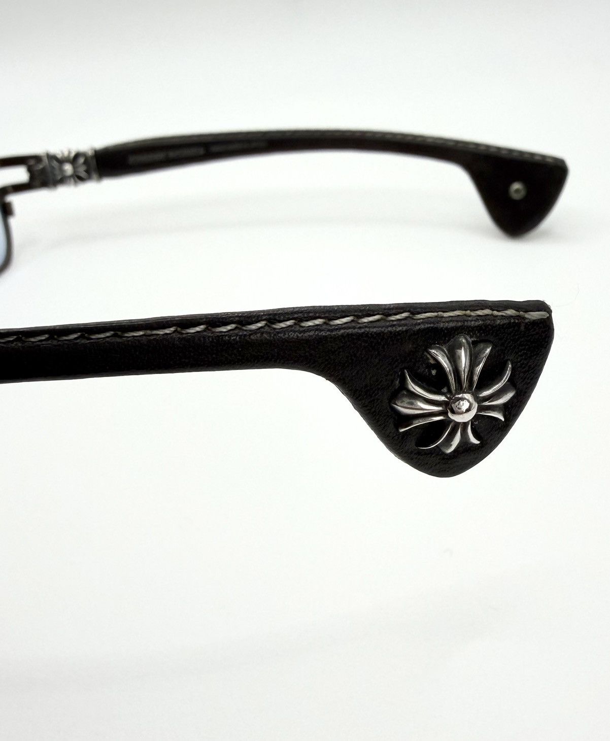 Chrome Hearts Chrome Hearts ‘M. Diver’ Cemetery Cross Leather Glass Frames Size ONE SIZE - 7 Thumbnail