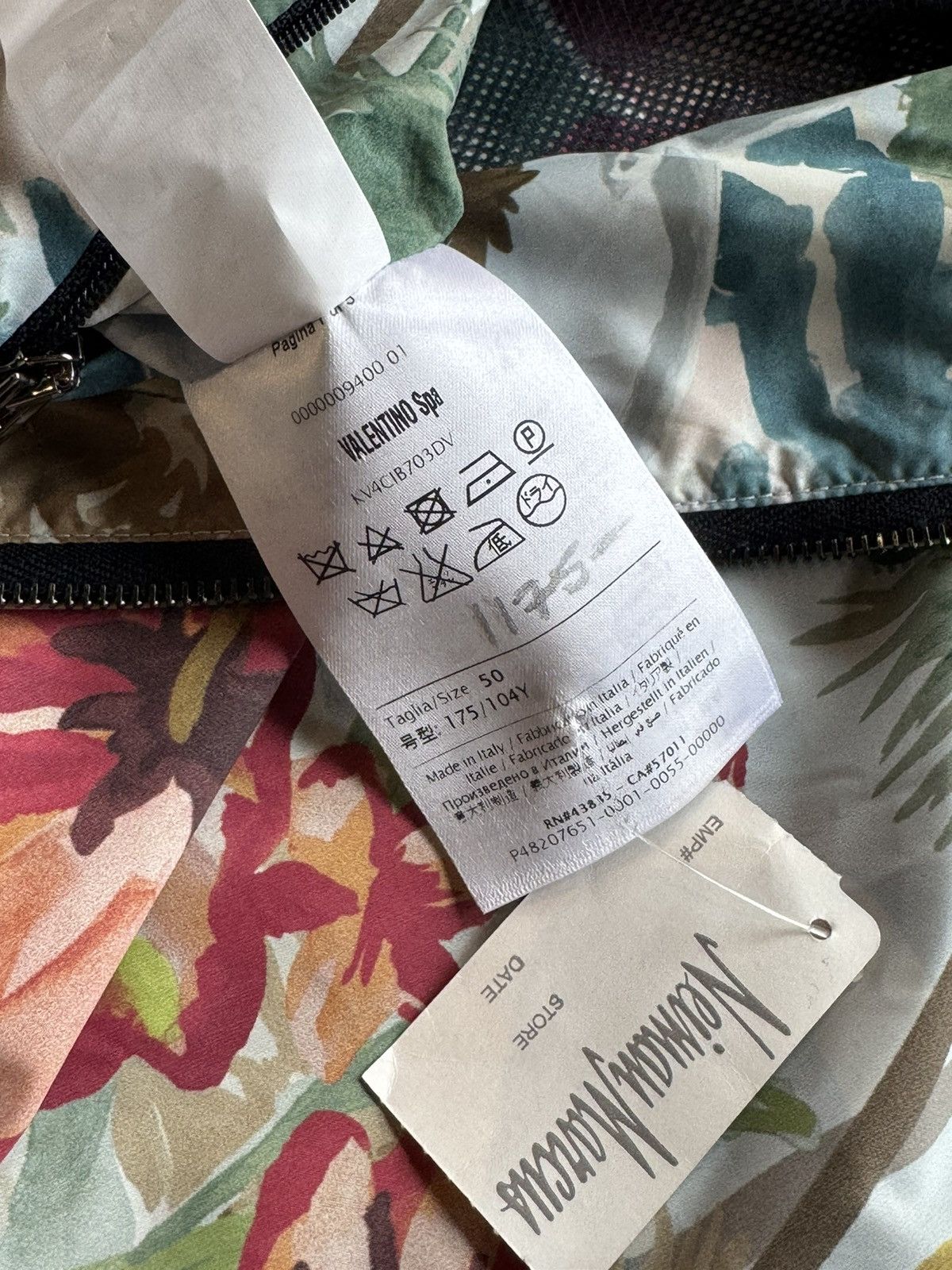 Valentino Valentino Kway Floral Windbreaker Jacket Retail $2350 - 50 Size US M / EU 48-50 / 2 - 6 Thumbnail