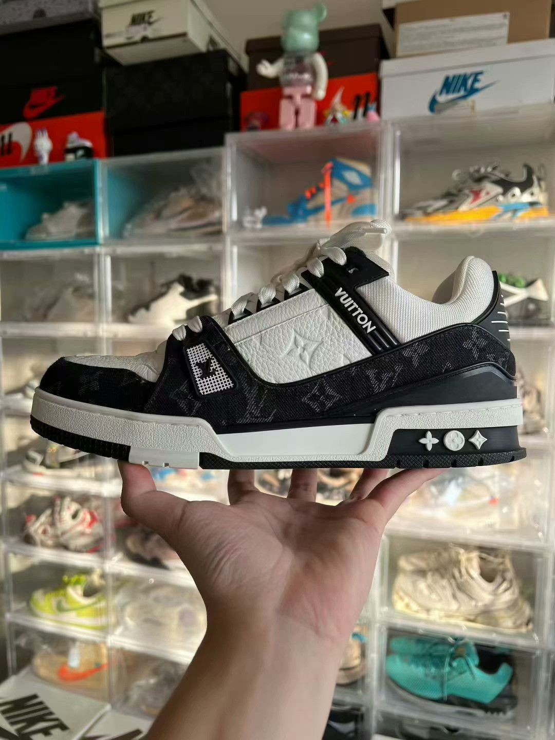 Louis Vuitton lv trainer black and white sneakers size 42 Size US 9 / EU 42 - 1 Thumbnail