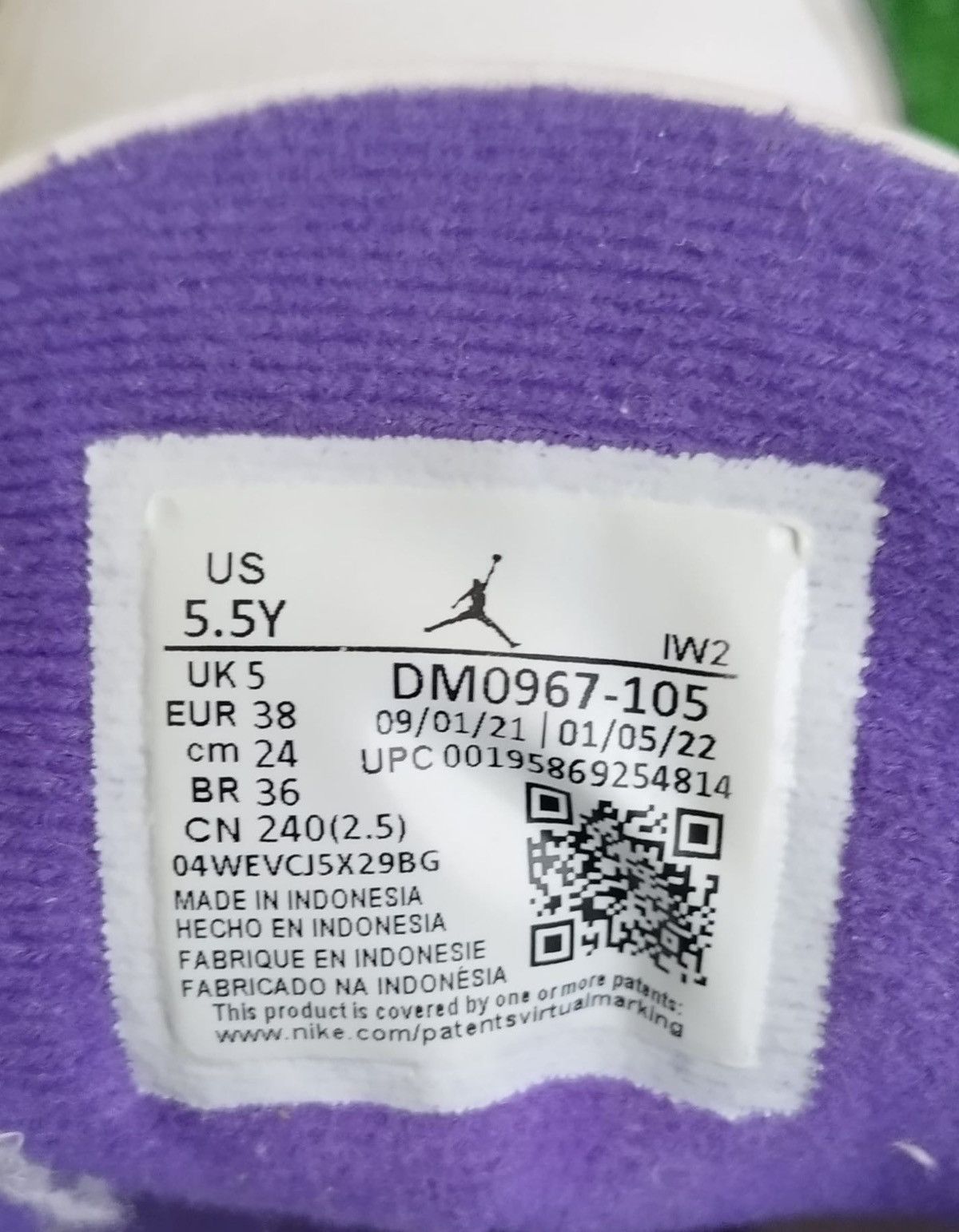 Jordan Brand Air Jordan 3 Dark Iris Size US 5 / EU 37 - 7 Thumbnail
