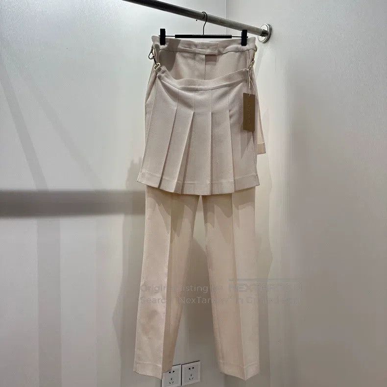 Fendi Fendi Gold button pleated skirt pants, wool Size 25" / US 0 / IT 36 - 1 Thumbnail