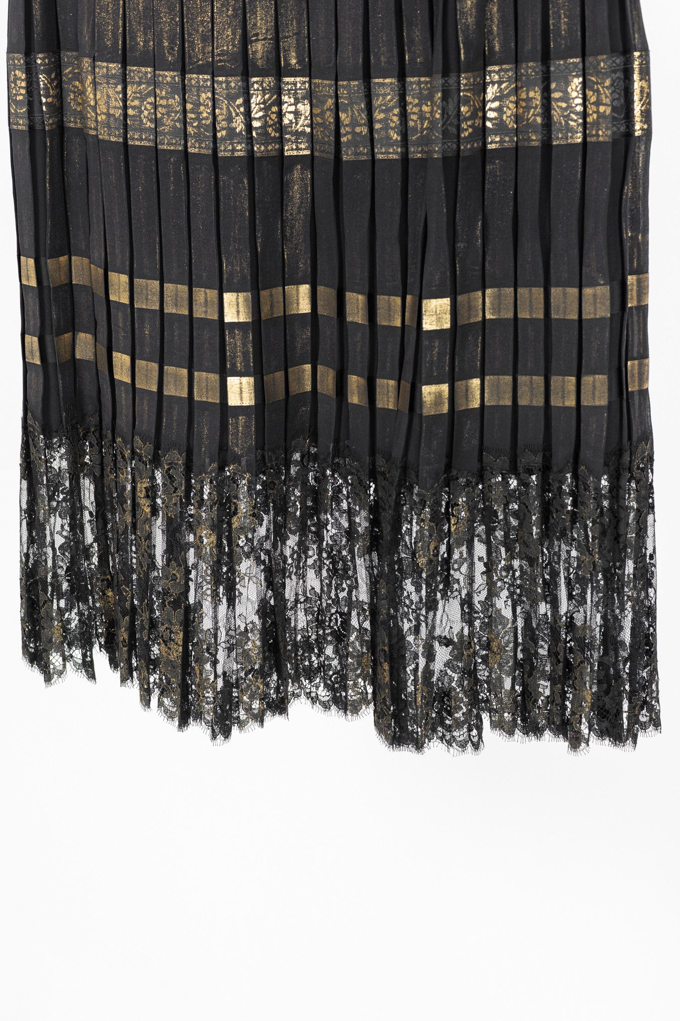 Jean Paul Gaultier Jean Paul Gaultier Silk Foil Pleated Lace-Hem Midi Skirt Size 30" / US 8 / IT 44 - 7 Thumbnail