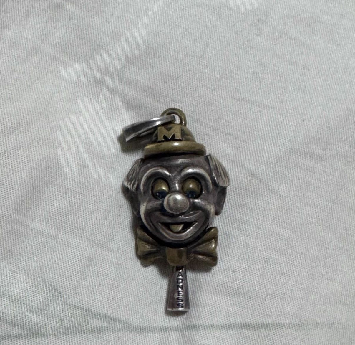 Madness Peanuts & Co. Joker collaboration pendant / key ring