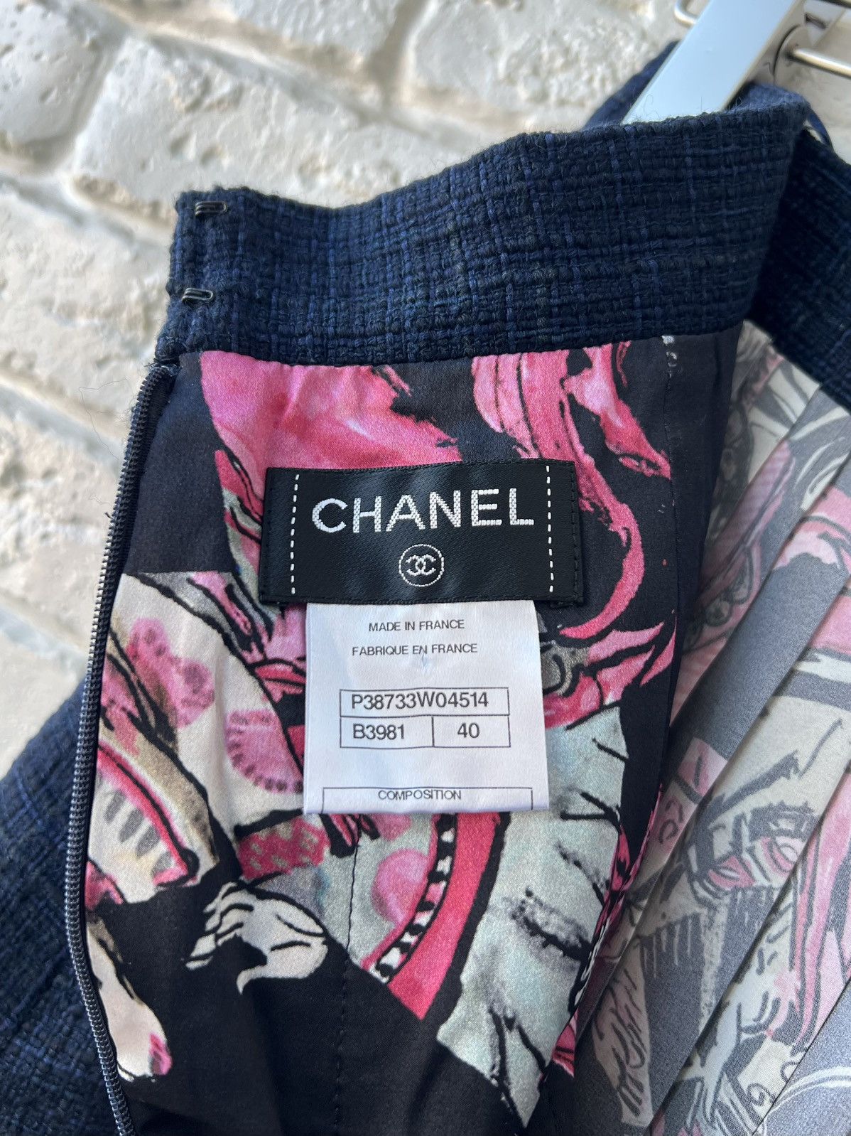 Chanel Chanel Wool Tweed Pleated Logo Navy Skirt Size 27" / US 4 / IT 40 - 5 Thumbnail