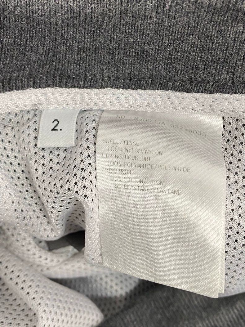 Thom Browne Thom Browne Size 2 Nylon trousers, classic four-striped cas Size US 30 / EU 46 - 4 Thumbnail