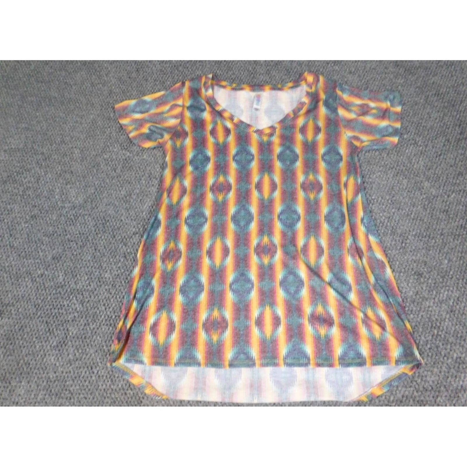 Vintage LuLaRoe Blouse Shirt Womens 2XS XS Red V-Neck Pullover Knit Short Sleeve Raglan Pocket Modern Casual Size XXS / US 00 / IT 34 - 4 Thumbnail