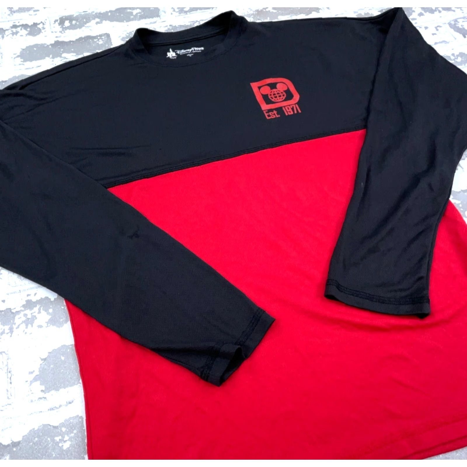Disney Disney Spirit Jersey Shirt Women M Red Black Tee Polyester Performance Jersey All Seasons Casual Classic Theme 90s Womens Size M / US 6-8 / IT 42-44 - 5 Thumbnail