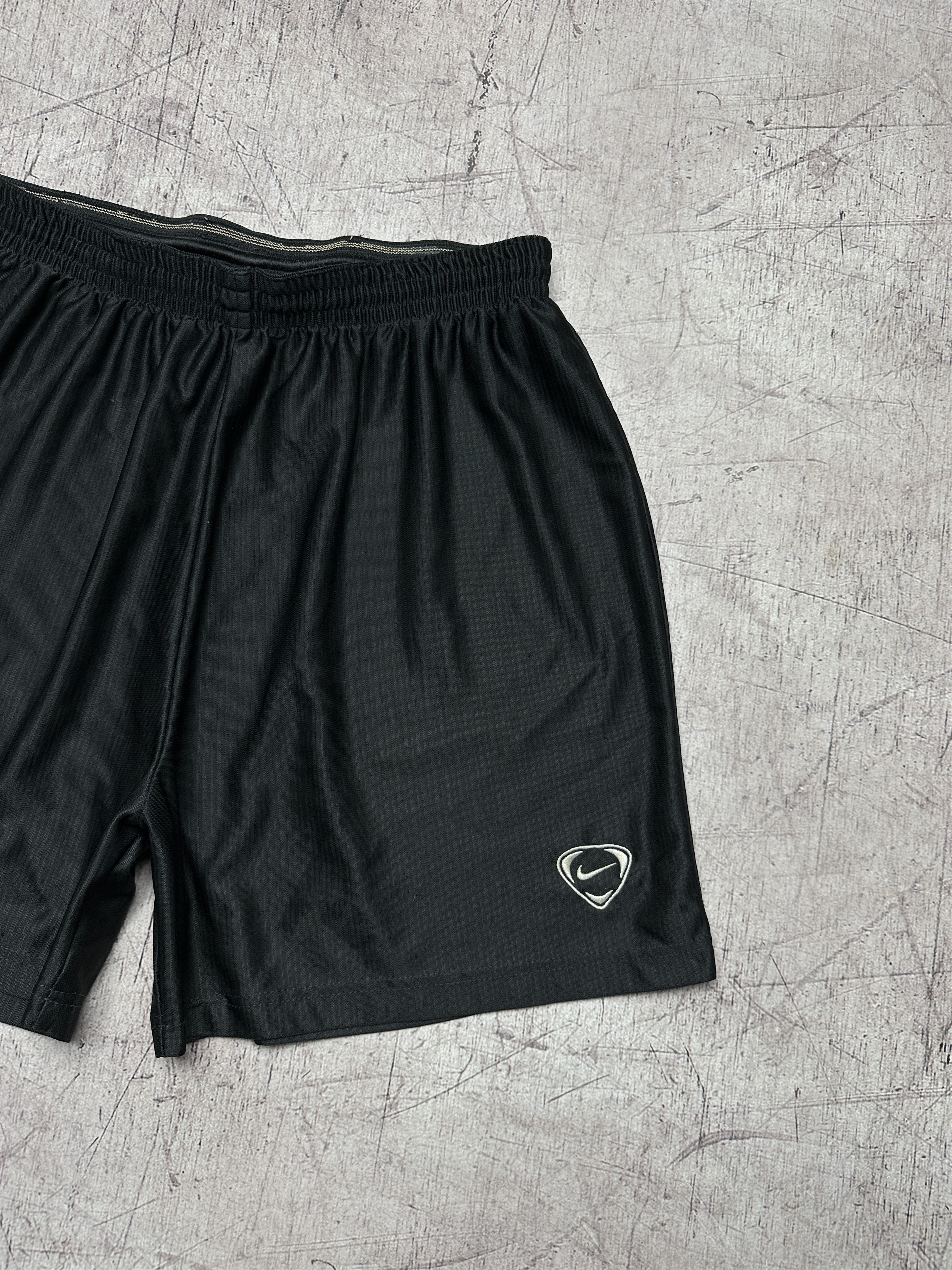 Nike × Vintage Nike Vintage Mens Shorts Size US 36 / EU 52 - 2 Thumbnail