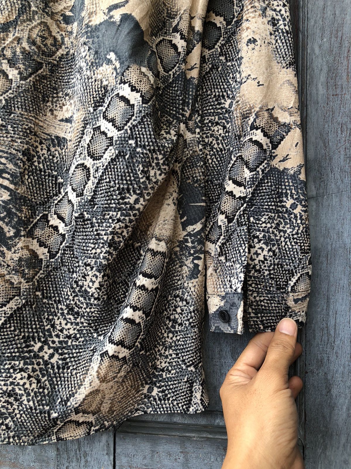 Vintage Demian Snake Skin Asian Style Korean & Japanese Vintage Size L / US 10 / IT 46 - 16 Thumbnail