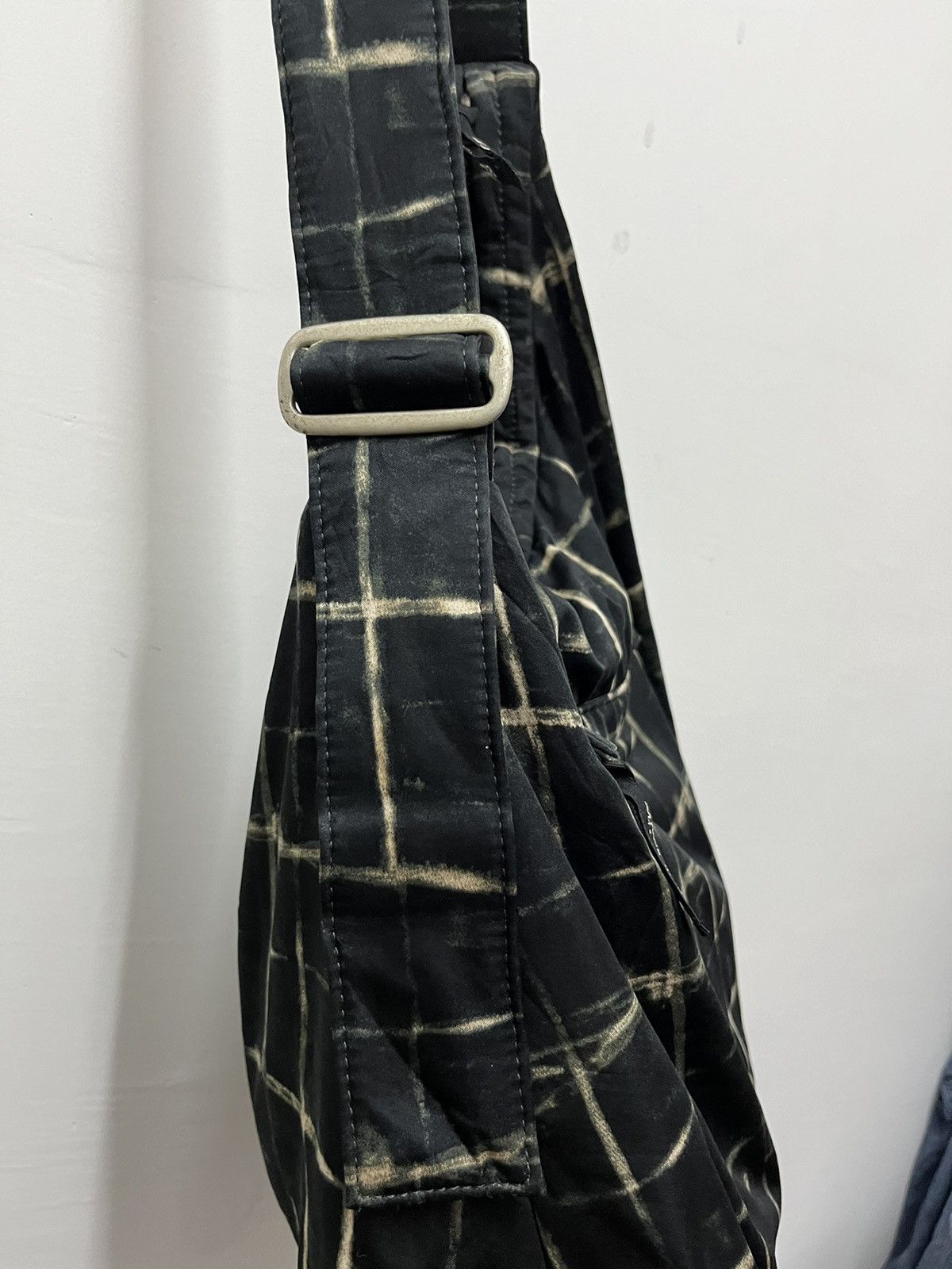 Paul Smith Vintage Paul Smith Sling Shoulder Nylon Bag Size ONE SIZE - 5 Thumbnail