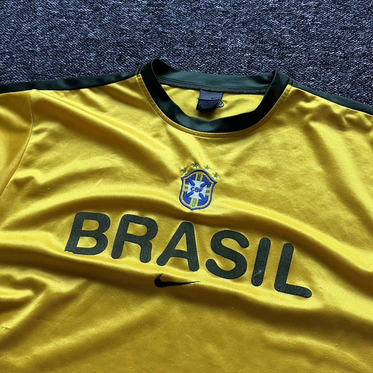 Nike × Vintage vintage nike brasil 2001 2002 footballshirt footballjersey Size US L / EU 52-54 / 3 - 2 Thumbnail