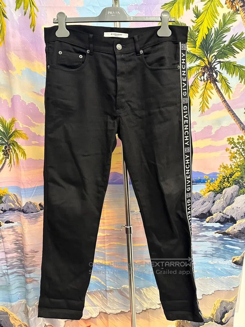 Givenchy Givenchy Denim Jeans with Single Side Logo Trim Size US 33 - 1 Thumbnail