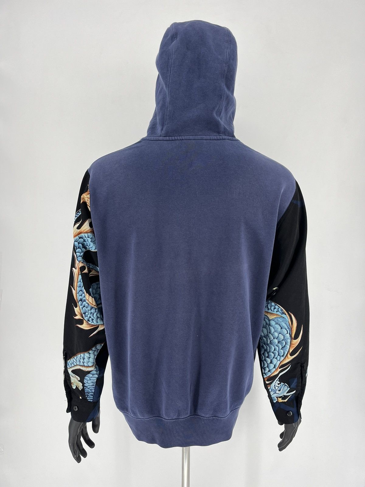 Nike Nike Hoodie with Large Center Logo and 90s Japanese Dragon Size US M / EU 48-50 / 2 - 9 Thumbnail
