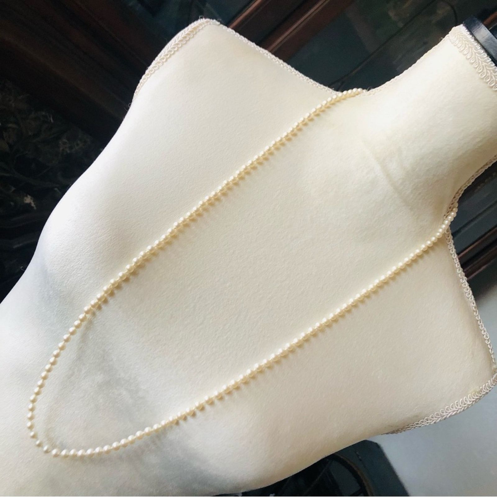 Vintage Vintage hand knotted cream glass pearl necklace Size ONE SIZE - 1 Thumbnail
