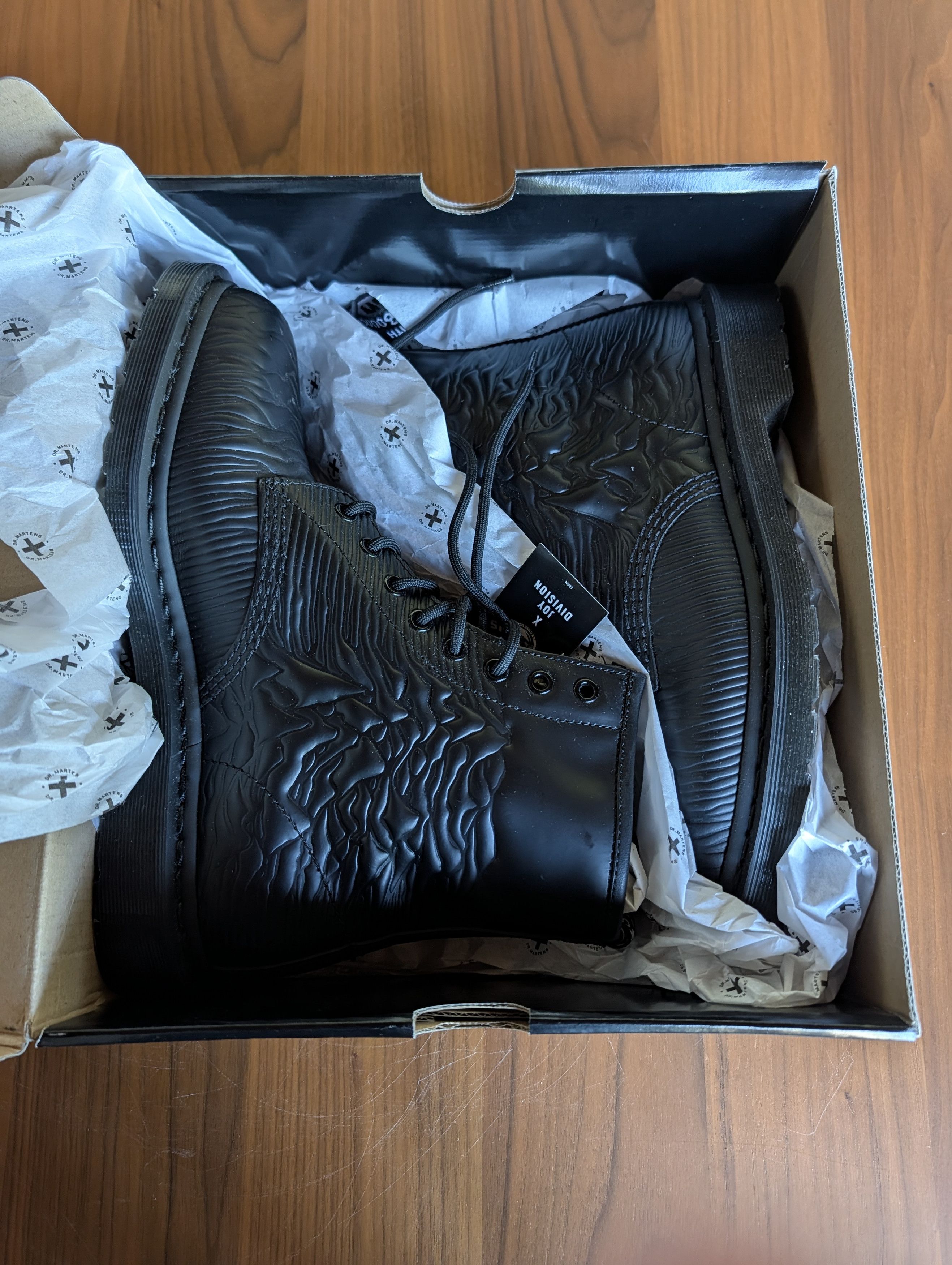 Dr. Martens × Joy Division 1460 Dr Martens x Joy Division unknown pleasures black Size US 10 / EU 43 - 9 Thumbnail