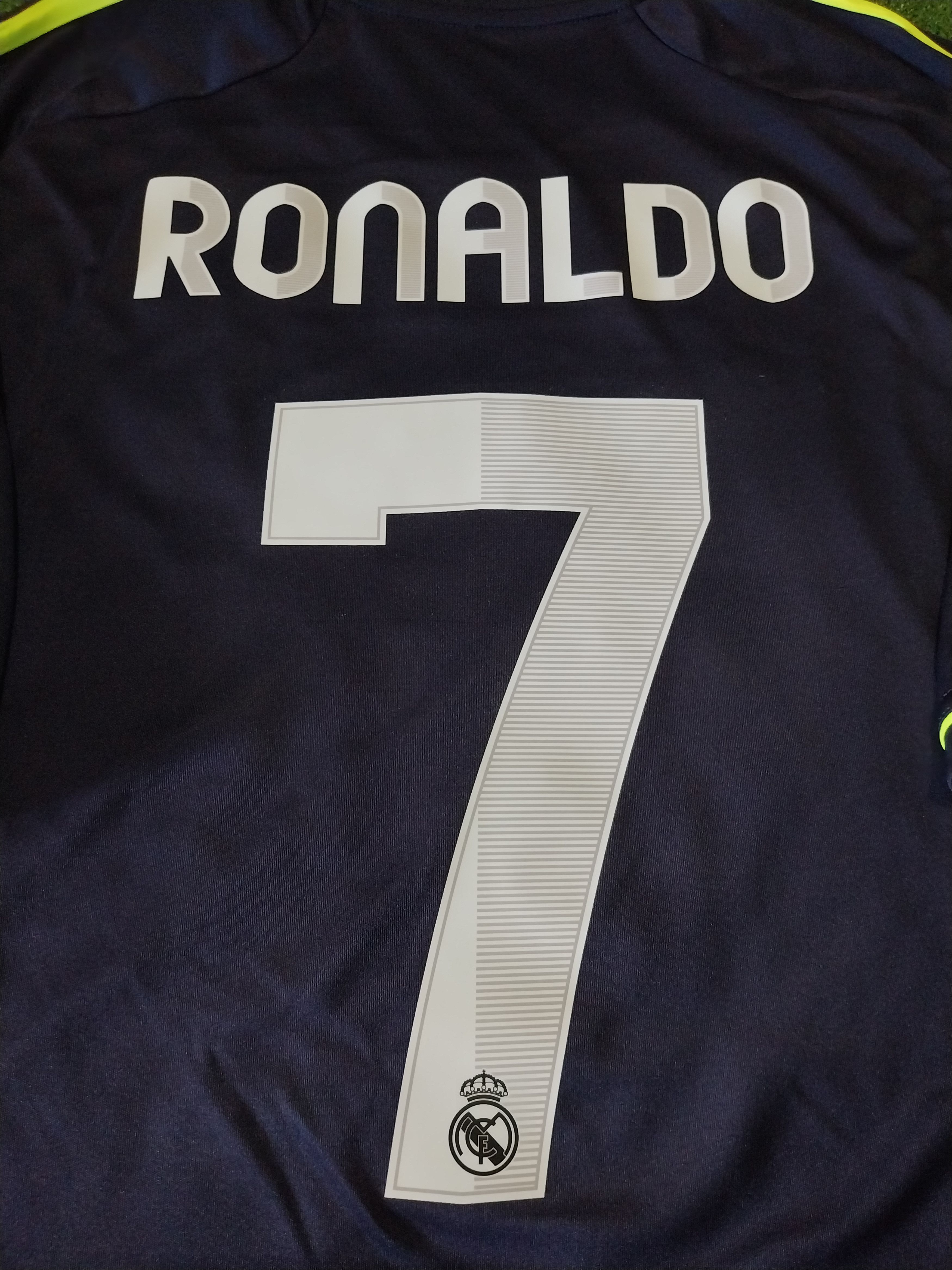 Adidas Real madrid away 2012/2013 cristiano ronaldo jersey football Size US M / EU 48-50 / 2 - 10 Thumbnail