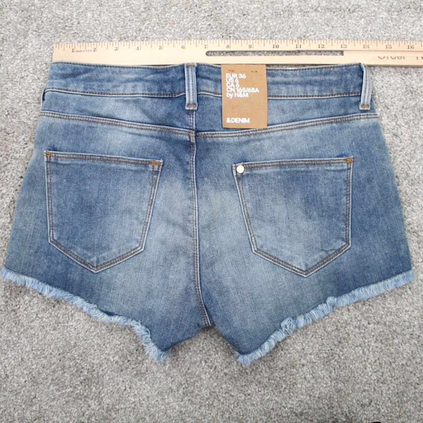 H&M H&M Denim Jean Shorts Womens 6 Blue Cotton Stretch 5-Pocket Cut Off NWT Jeans Shortie 90s Theme Girls? Size 28" / US 6 / IT 42 - 3 Thumbnail