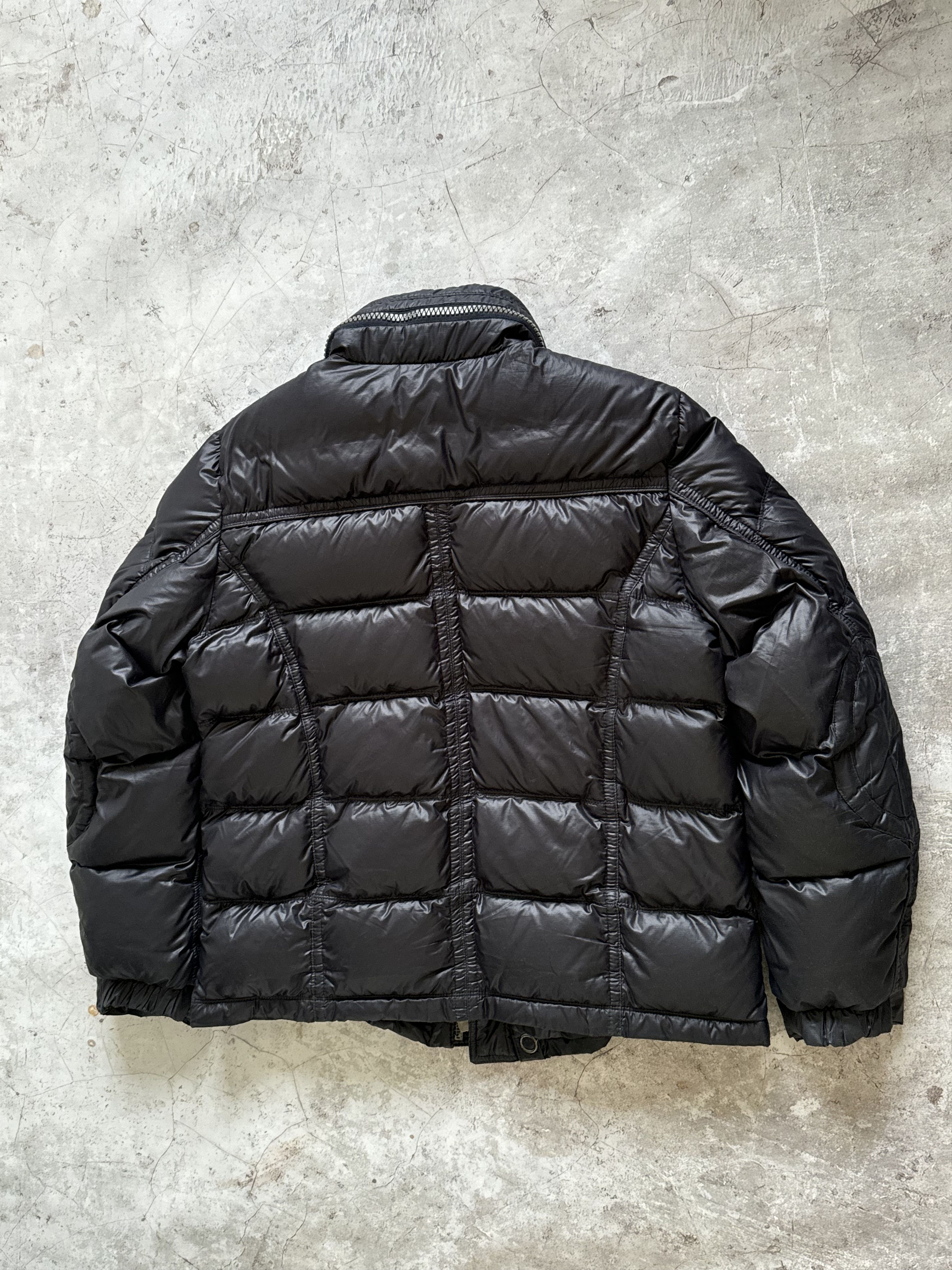 Moncler moncler black puffer jacket with front pockets Size US XL / EU 56 / 4 - 4 Thumbnail