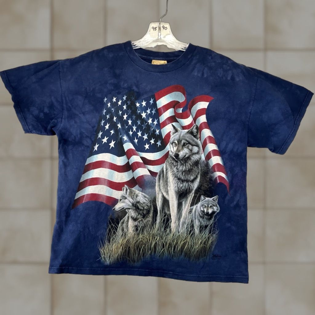 The Mountain VTG The Mountain T Shirt Mens L Blue Wolves Flag Nature Tie Dye Og Brown tag USA Shirt Mens L Blue Wolves Nature USA 2000s Size US L / EU 52-54 / 3 - 1 Thumbnail
