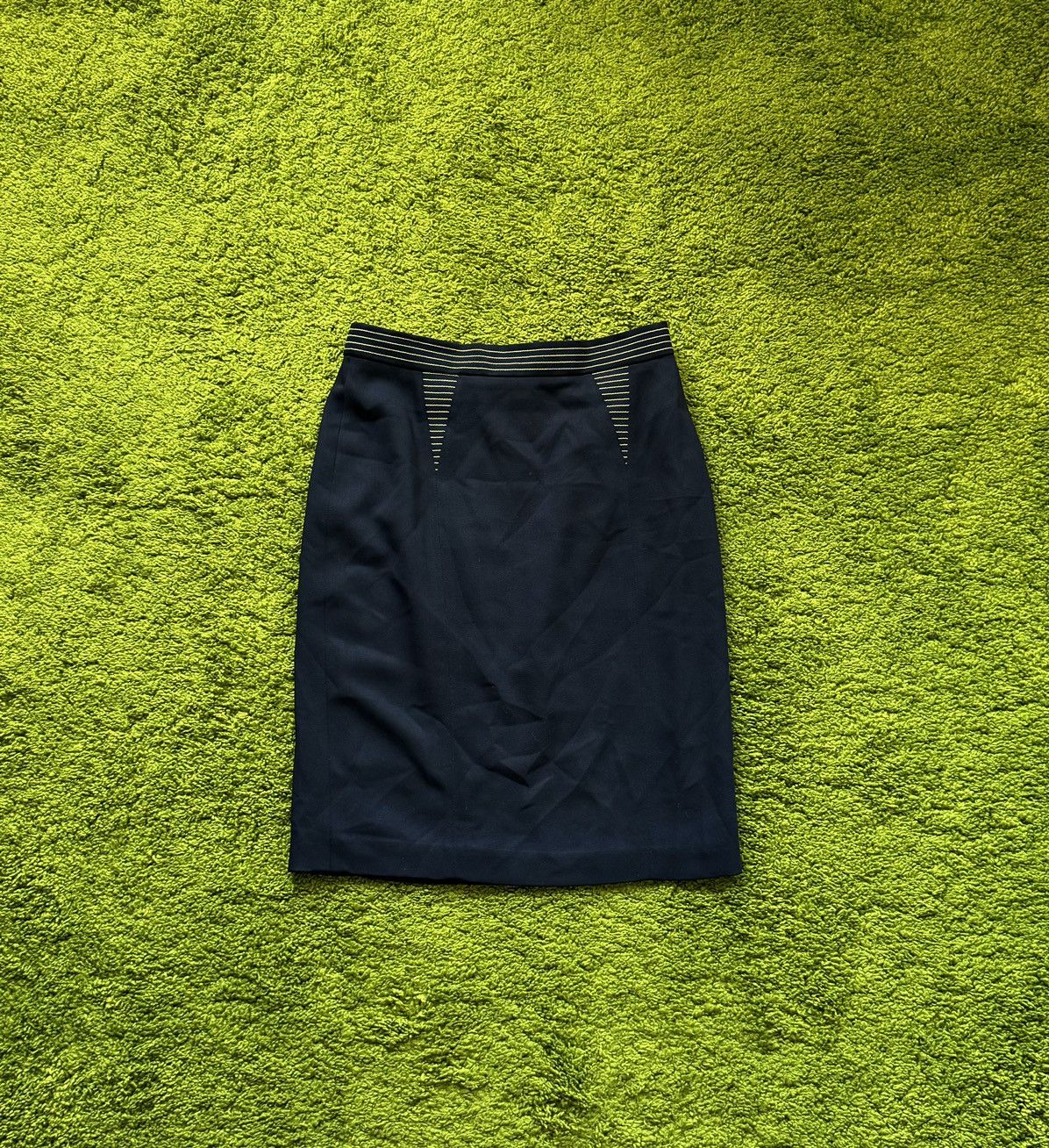 Escada × Escada Sport × Vintage Escada 90s vintage wool midi skirt Size 26" / US 2 / IT 38 - 1 Thumbnail