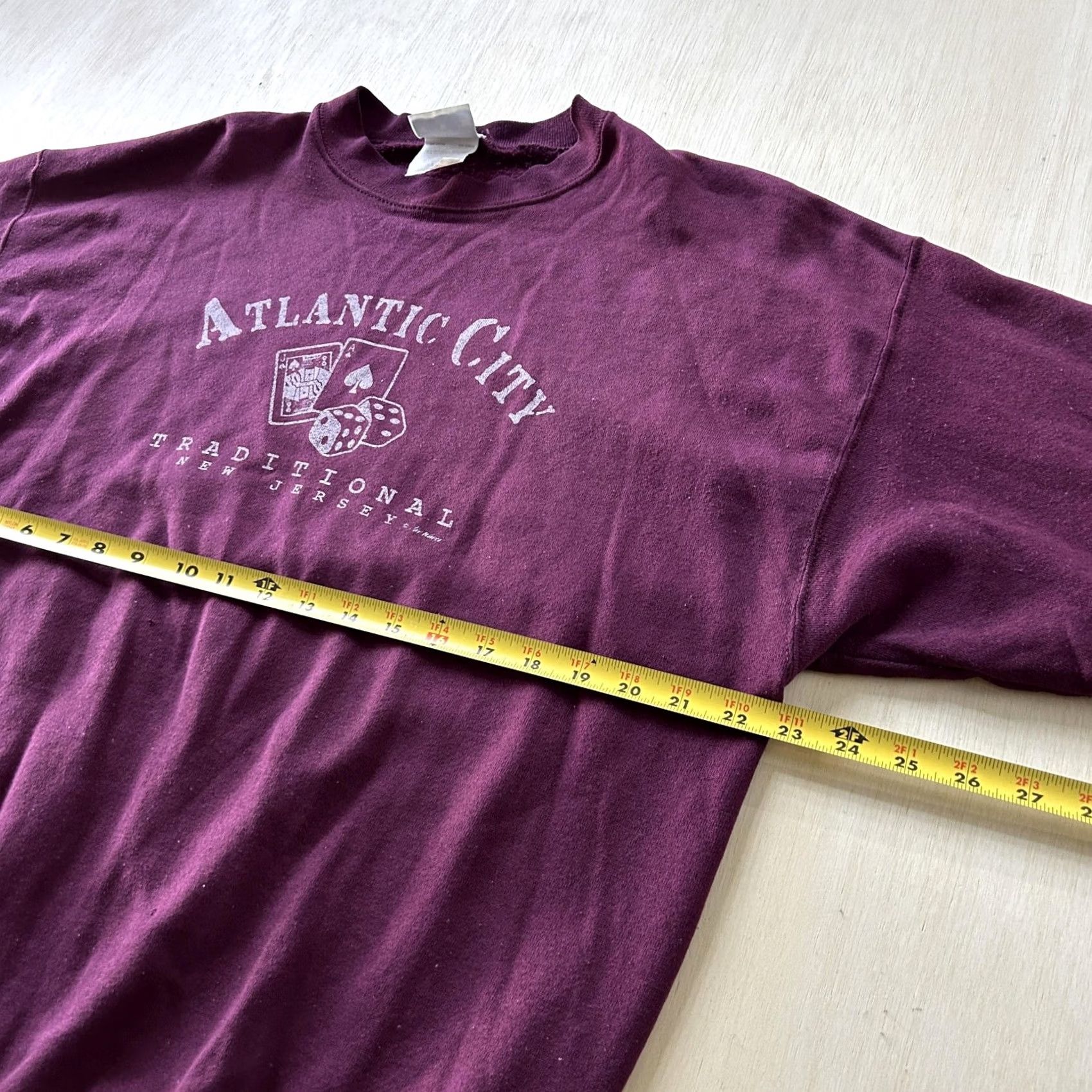 Vintage VINTAGE Atlantic City Sweatshirt Mens XL Red Fleece Pullover 20/20 Sport 90s Size US XL / EU 56 / 4 - 5 Thumbnail