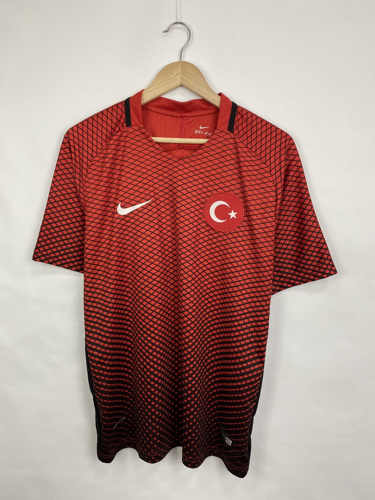 Nike 🇹🇷 2016 Nike Turkiye Soccer Jersey T-Shirt Y2K Turkey Y2K Size US M / EU 48-50 / 2 - 3 Thumbnail