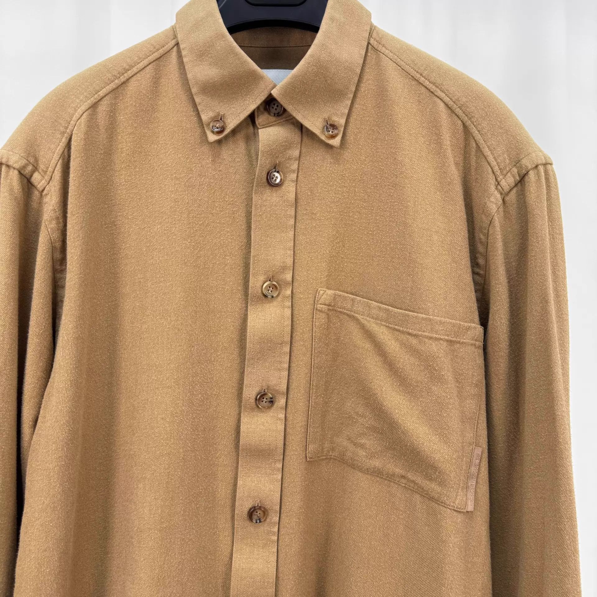Burberry Burberry Camel Embroidered Logo L/S Shirt M 99 New Size US M / EU 48-50 / 2 - 3 Thumbnail