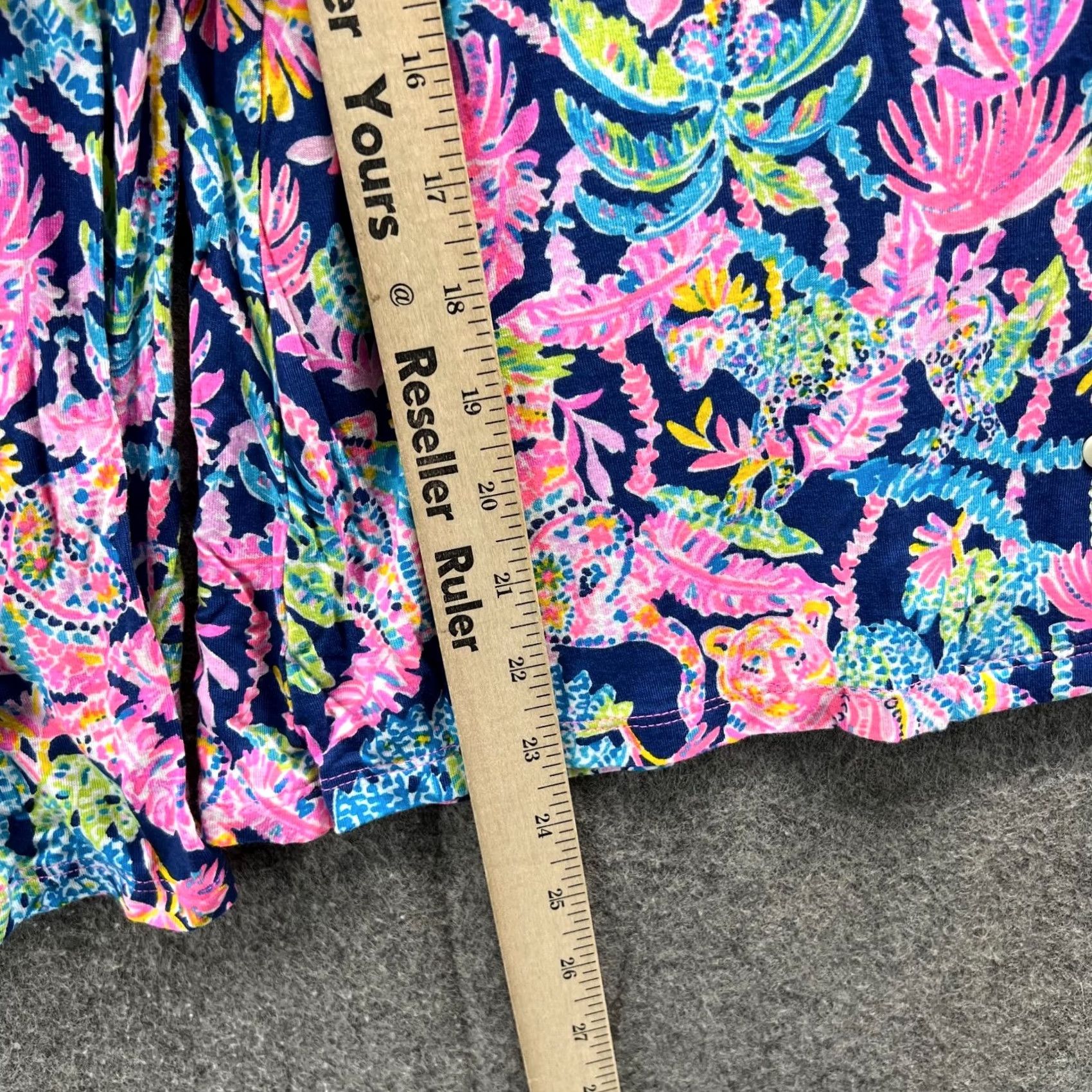 Lilly Pulitzer Lilly Pulitzer Shirt Womens S Pink Blue Button Down Pajama Knit Floral Long Size S / US 4 / IT 40 - 4 Thumbnail