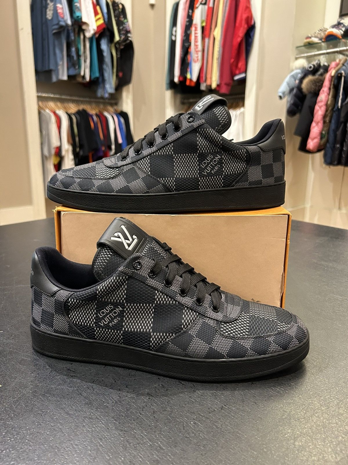 Louis Vuitton Damier Low Top Sneakers