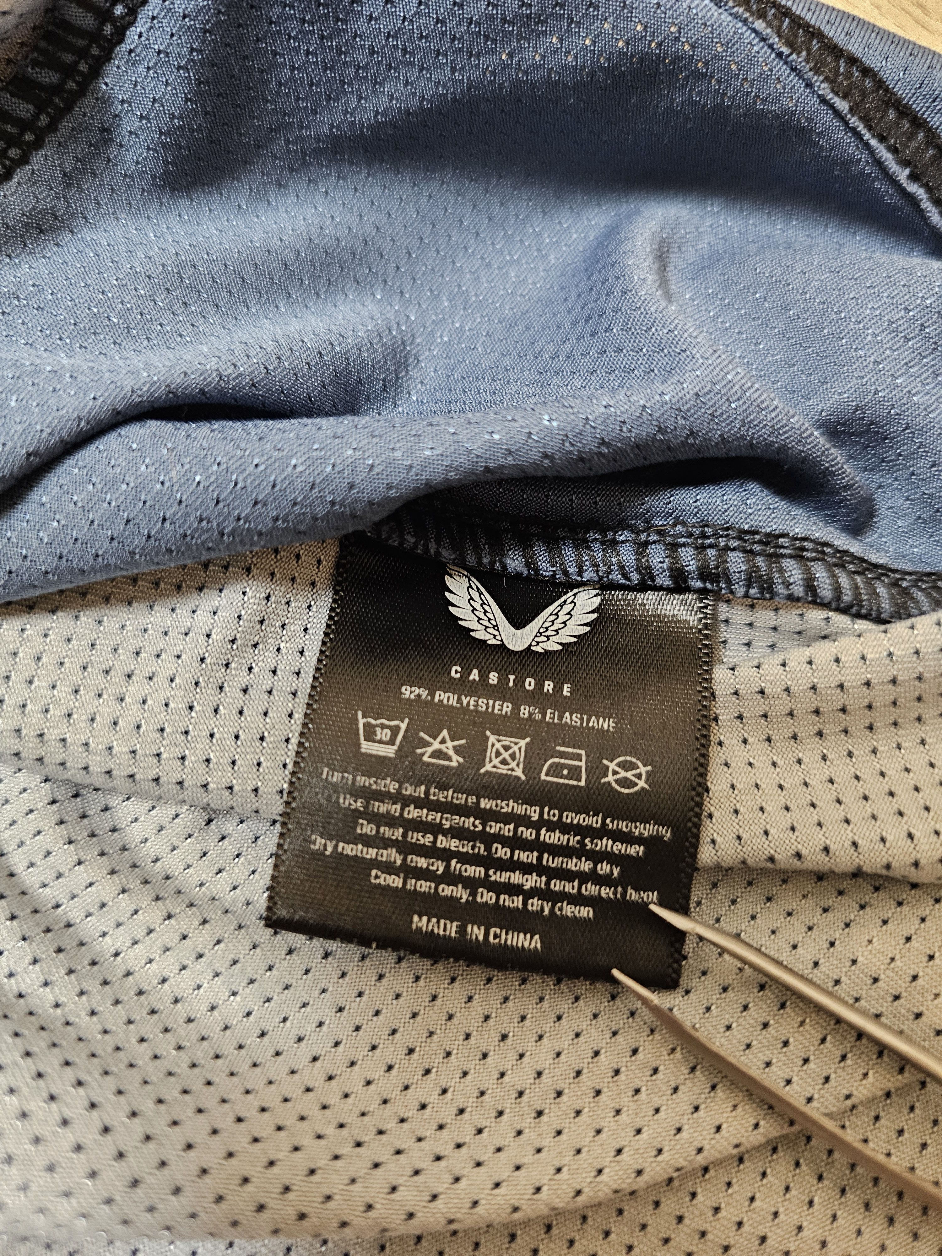 Other NEWCASTLE UNITED 2022 2023 FOOTBALL SHIRT SOCCER JERSEY Size US L / EU 52-54 / 3 - 7 Thumbnail