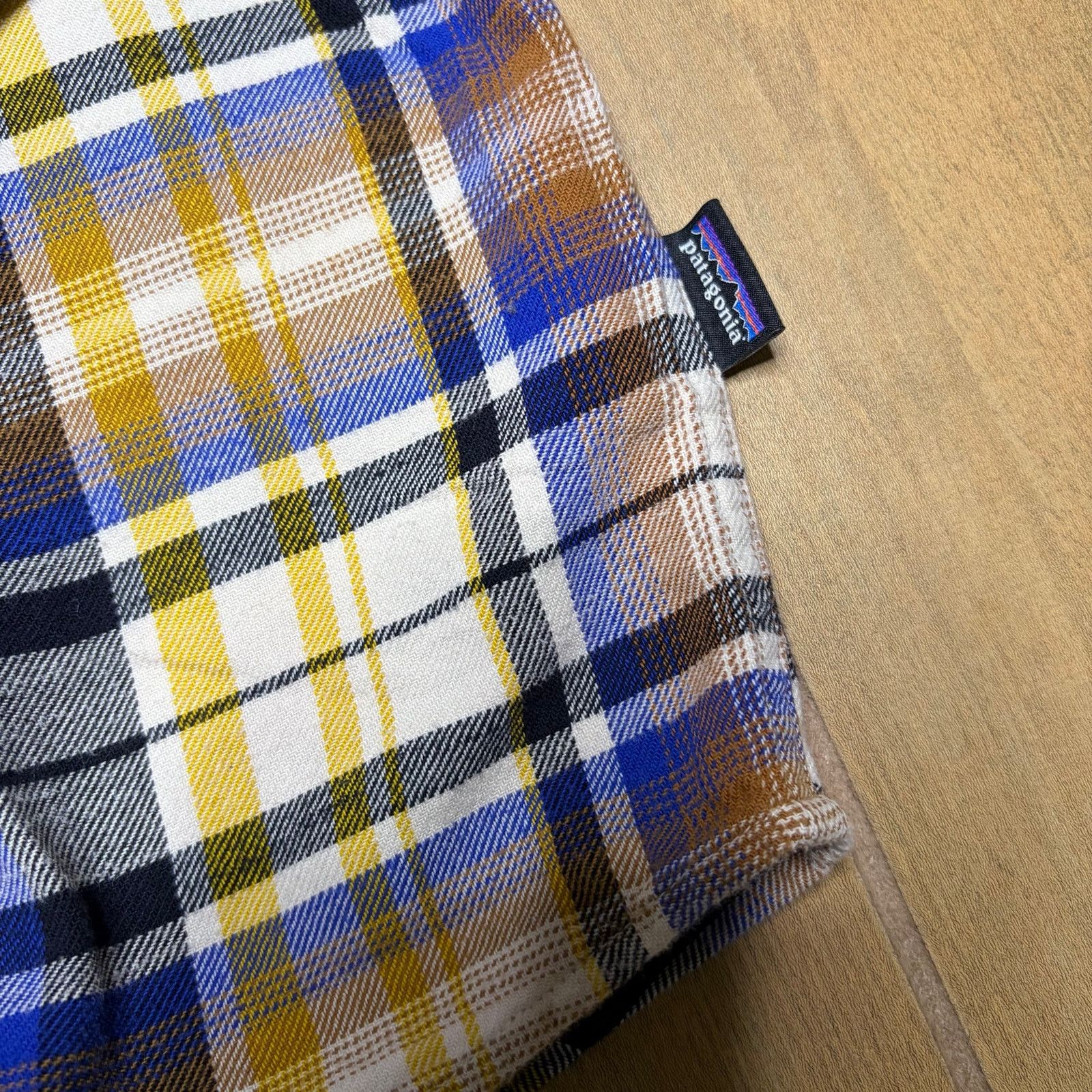 Patagonia Patagonia Organic Cotton Flannel Shirt Men’s Large Plaid Size US L / EU 52-54 / 3 - 9 Thumbnail