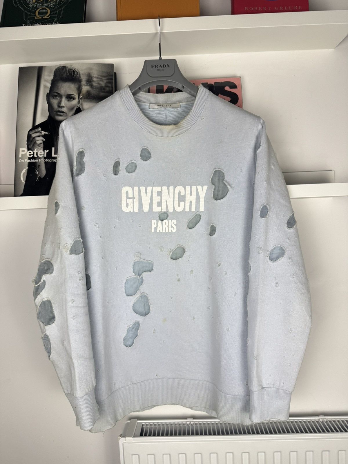 Givenchy Givenchy Designer Distressed sweatshirt crewneck rare hoodie Size US L / EU 52-54 / 3 - 1 Thumbnail