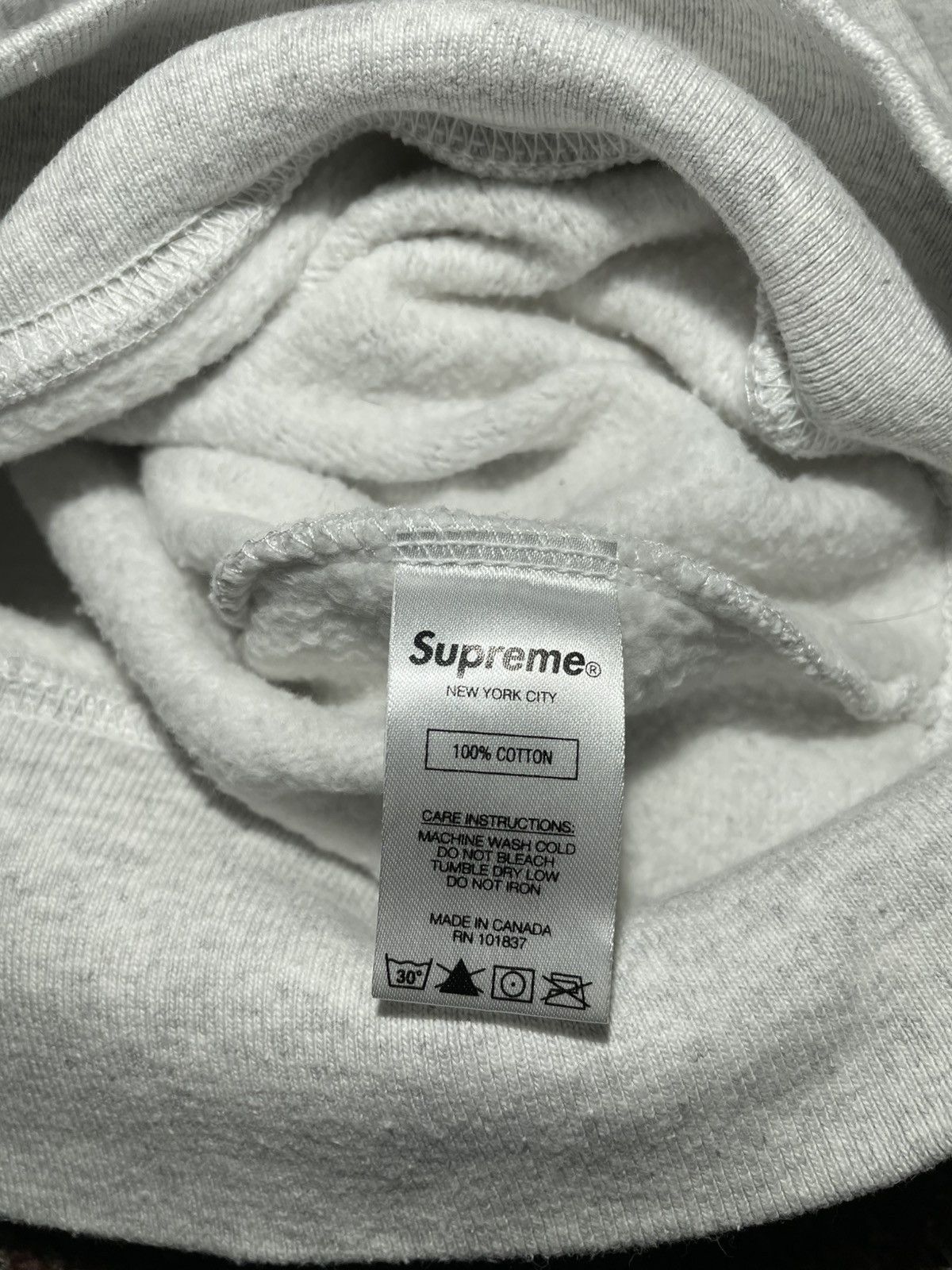Supreme Supreme Futura Logo Crewneck (Medium) Size US M / EU 48-50 / 2 - 5 Thumbnail