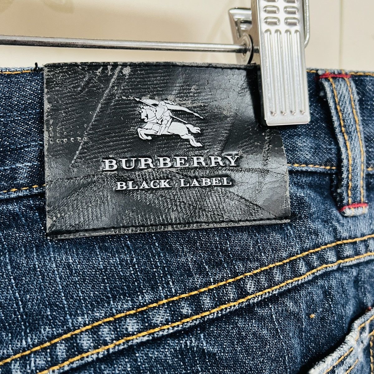 Black Label × Burberry × Vintage Burberry Black Label Distressed Denim Jeans Size US 34 / EU 50 - 12 Thumbnail