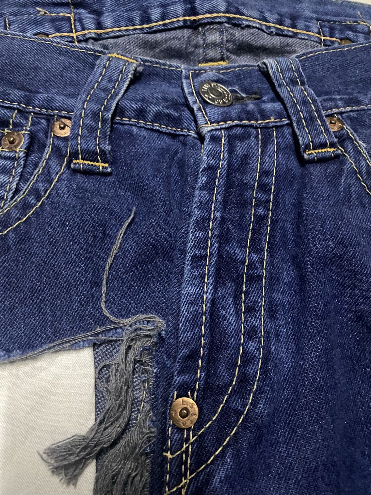 Levi's Levis 902 Blue Wash Ripped Baggy Jeans Size US 31 - 9 Thumbnail