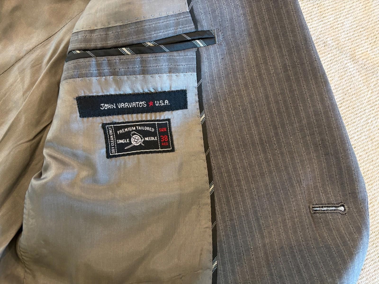 John Varvatos John Varvatos U.S.A. "Bowery" Suit 38R / 32 Waist Excellent Size 38R - 8 Thumbnail
