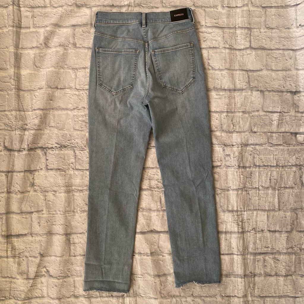 Express Express slim super high rise women 2 cotton blend distressed Size 26" / US 2 / IT 38 - 7 Thumbnail